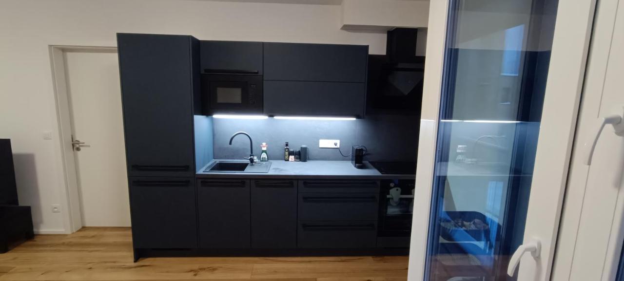 Apartman Nely Свобода-Над-Упоу Экстерьер фото